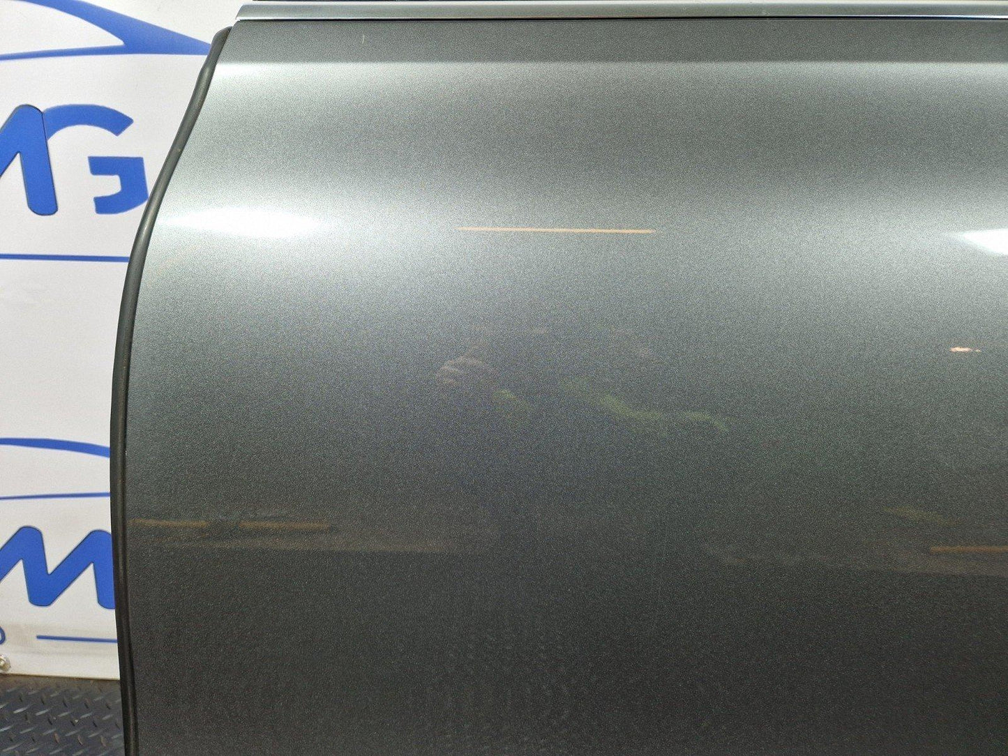 19-ON MERCEDES BENZ B CLASS W247 REAR LEFT N/S COMPLETE DOOR IN GREY 787