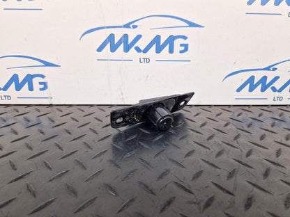 14-23 MERCEDES BENZ VITO W447 OEM LEFT LOWER WEDGE-TYPE STOP A6397661100