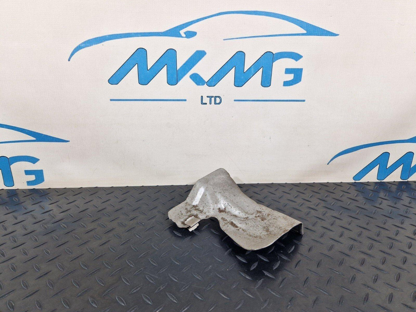 14-21 MERCEDES BENZ C220d W205 GENUINE ENGINE HEAT SHIELD COVER A6510960168EK