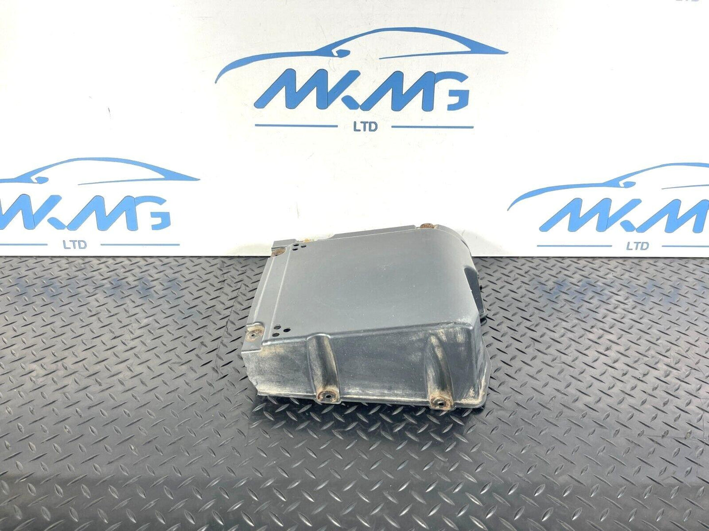 14-21 Active Tourer Mini Clubman One D F54 RIGHT Trim Cover Diffuser 7373450