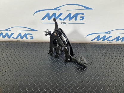 18-ON MERCEDES BENZ SPRINTER W907 BRAKE PEDAL ASSEMBLY A9102900000