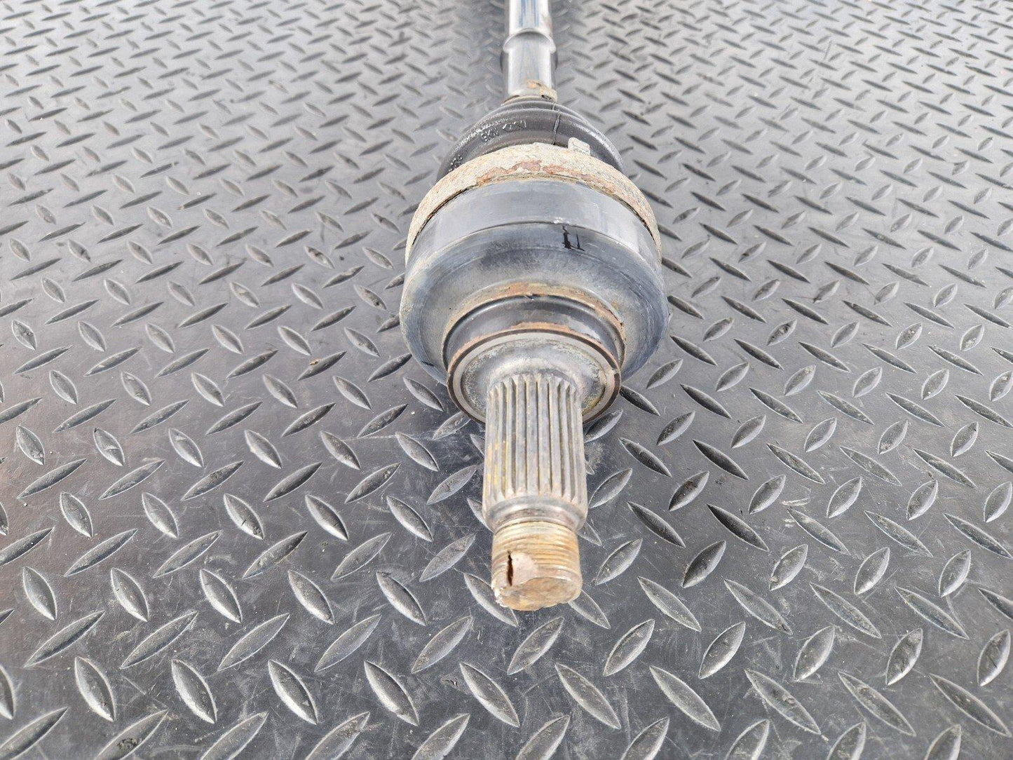 12-18 BMW 3 SERIES F30 LCI GENUINE OEM REAR LEFT SIDE N/S DRIVESHAFT 7597689