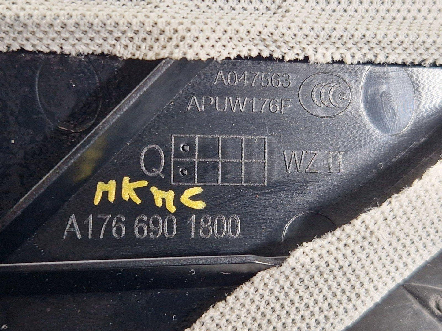 14-20 MERCEDES BENZ GLA 200 X156 OEM FRONT DRIVER SIDE A-PILLAR TRIM A1766901800
