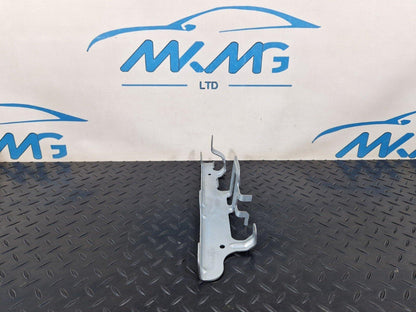 14-21 MERCEDES BENZ C200d W205 GENUINE RIGHT SIDE O/S BOOT BRACKET A2056914400