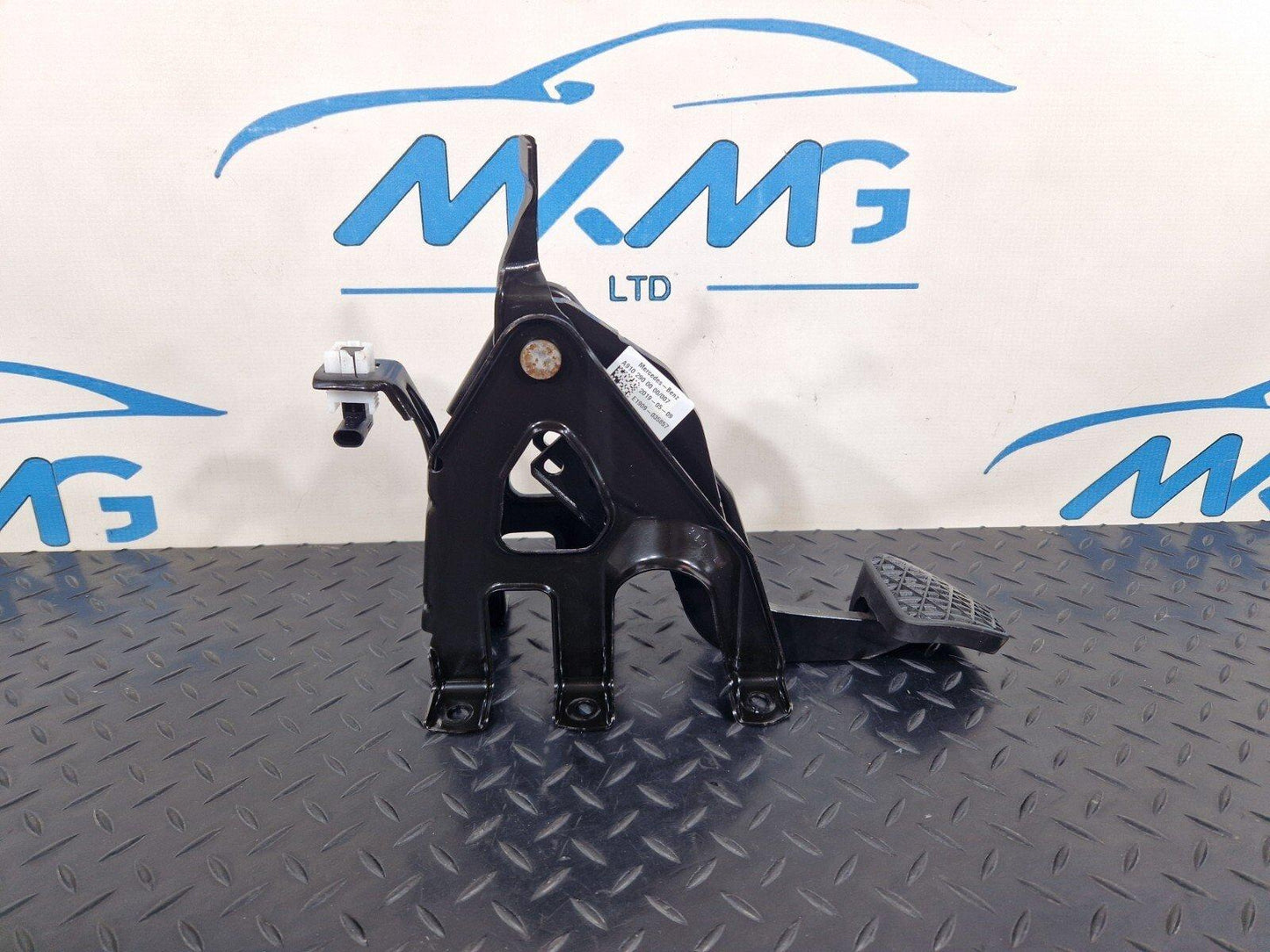 2018-ON MERCEDES BENZ SPRINTER W907 2.2 CDI BRAKE PEDAL ASSEMBLY A9102900000