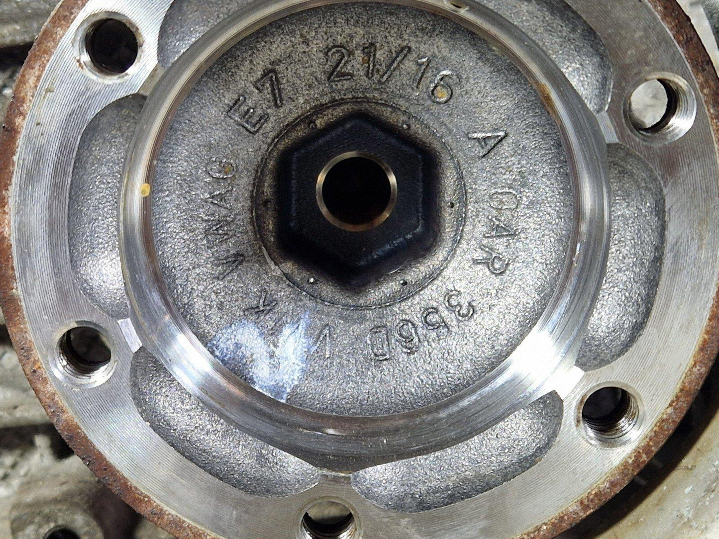 12-17 AUDI Q5 8R GENUINE OEM REAR DIFF DIFFERENTIAL OAR525083C OAR525053E