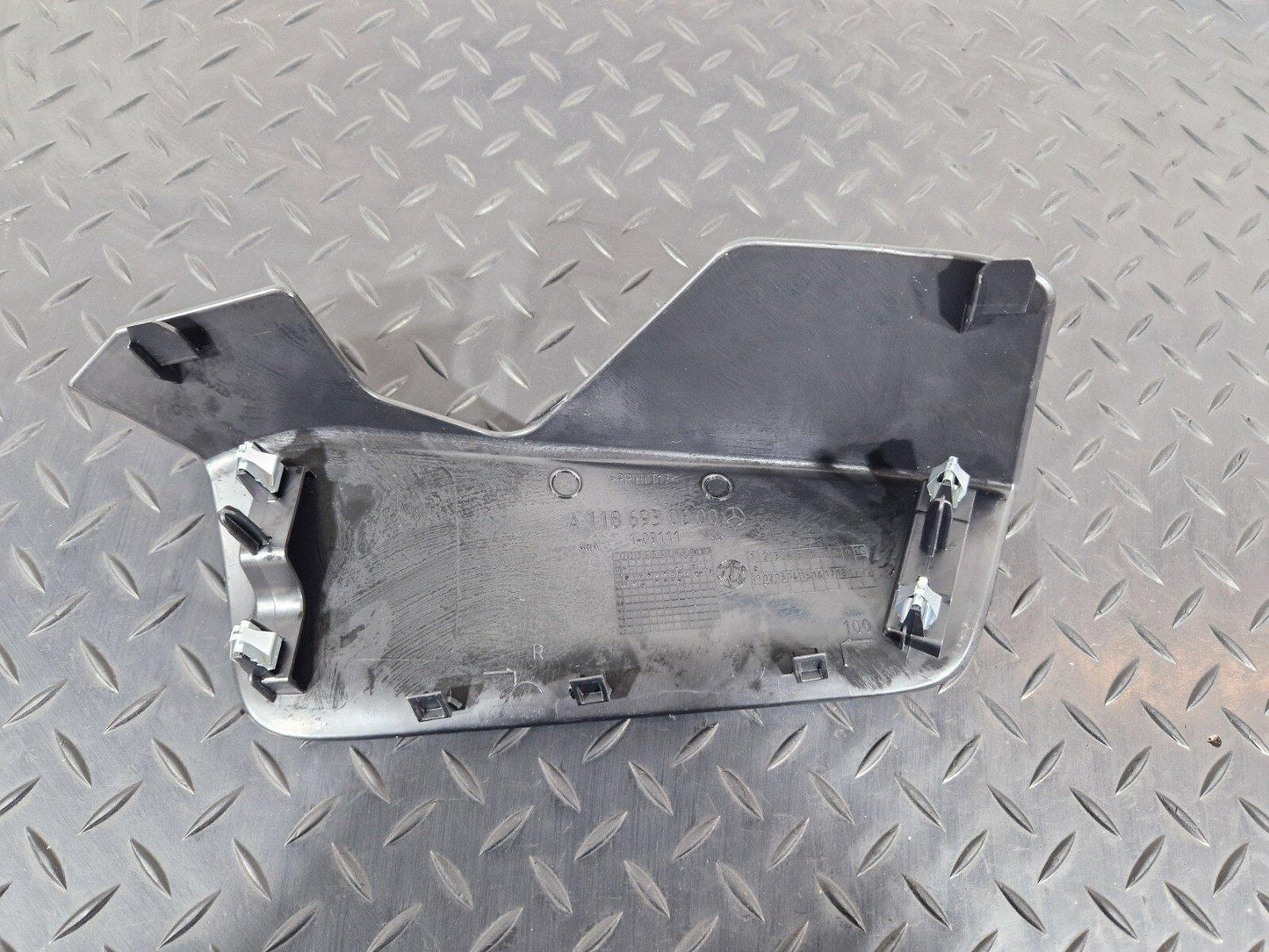 19-ON MERCEDES CLA C118 REAR RIGHT TRUNK BOOT TRIM COVER A1186930600