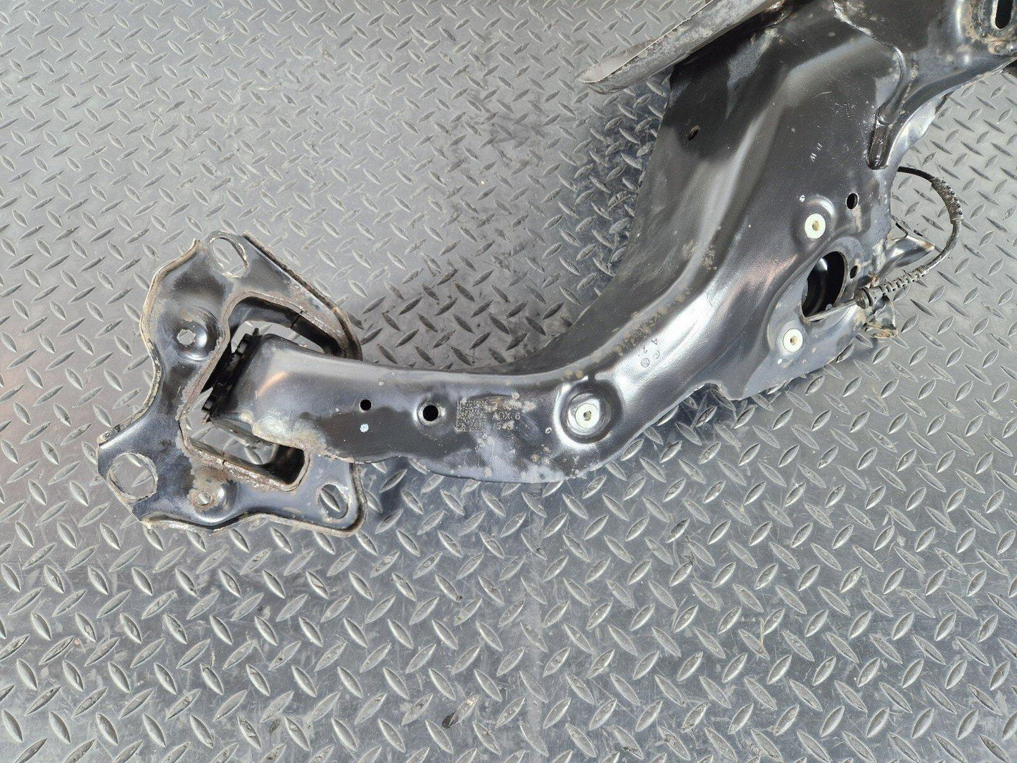 16-22 BMW X1 F48 GENUINE REAR LEFT SUSPENSION ARM 6851579