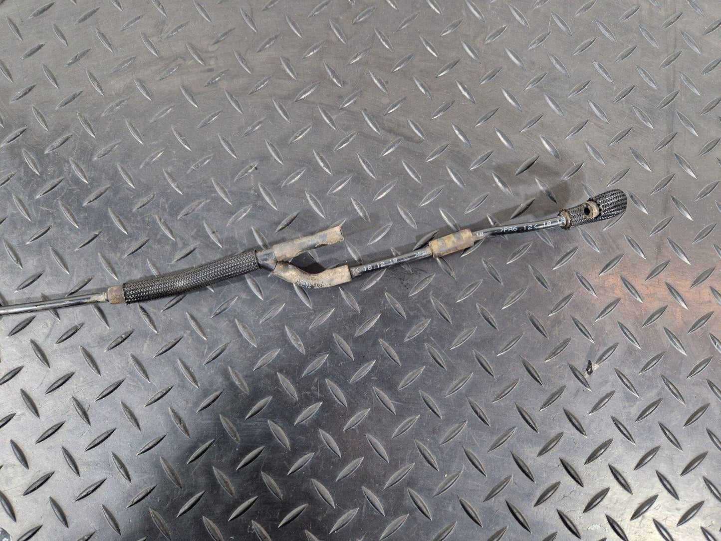 18-ON MERCEDES BENZ SPRINTER  W907 FUEL FEED PIPE HOSE A6510705032