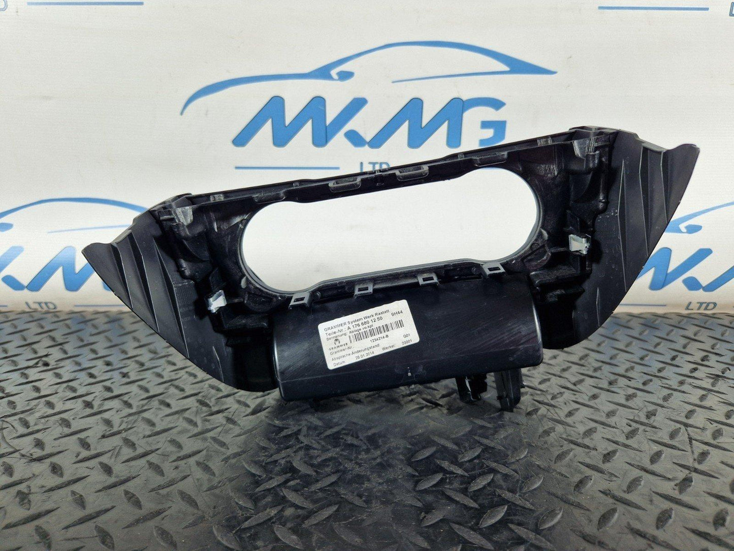 11-19 MERCEDES BENZ ML W166 CENTRE CONSOLE GEARSTICK SURROUND TRIM A1766800871
