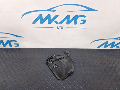 12-17 AUDI S5 CONVERTIBLE RIGHT SIDE O/S SEAT BELT ANCHOR PLATE 8F0857785B