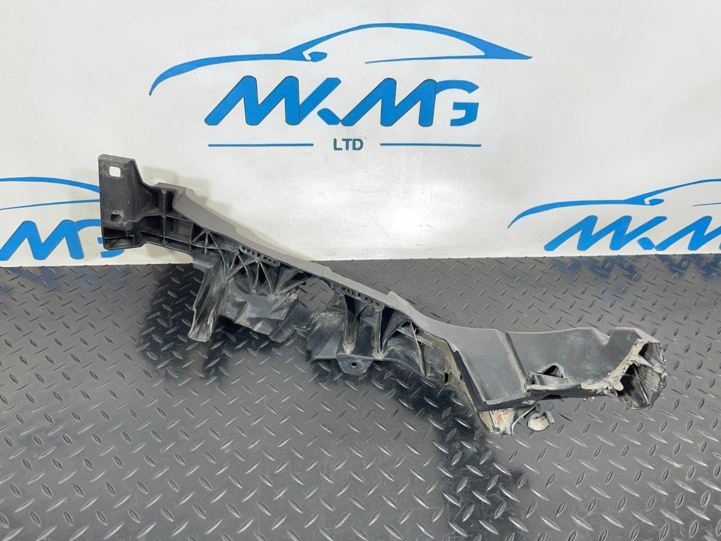 BMW 3 Series E92 E93 LCI Headlight Bracket Support Arm Mount Right O/S 7227926