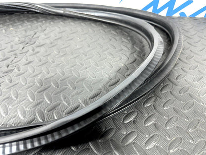 14-21 BMW 2 SERIES GRAN TOURER F46 GENUINE REAR OS/NS DOOR RUBBER SEAL 7316818