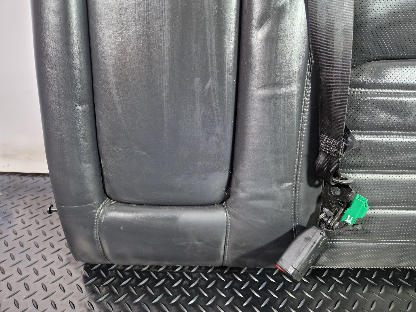 Land Rover Range Rover Evoque L538 SUV Left Rear Seat Backrest