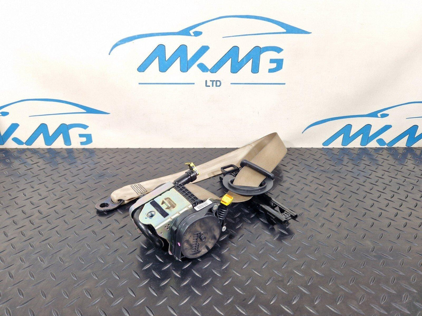 16-24 AUDI A5 F5 COUPE FRONT RIGHT DRIVER SIDE SEAT BELT 8W6857706