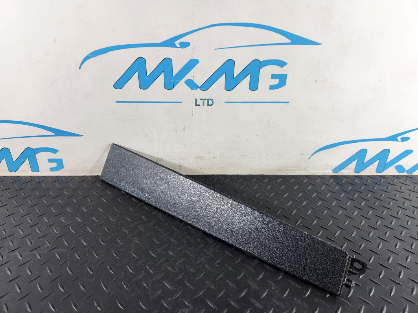 Mercedes-Benz Sprinter W907 Instrument Cluser Dashboard Trim A9106801400