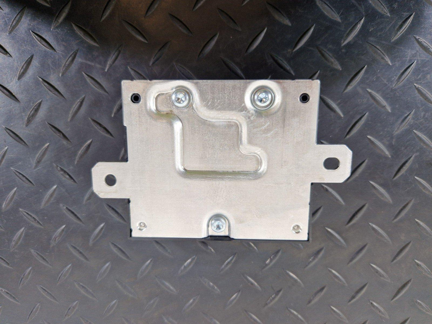 14-21 MERCEDES BENZ C300h W205 OEM FUEL PUMP CONTROL MODULE A0009007813