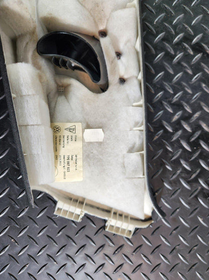 10-18 VW TOUAREG 7P REAR LEFT N/S C PILLAR TRIM 7P6867241G