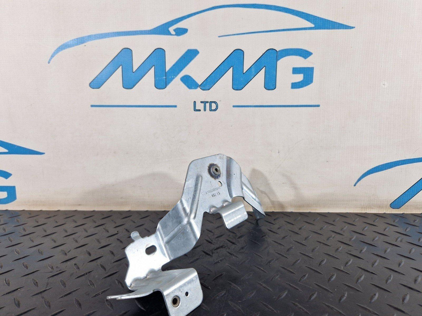 11-19 MERCEDES BENZ ML W166 CARGO COVER FRONT BRACKET GENUINE A1668600914