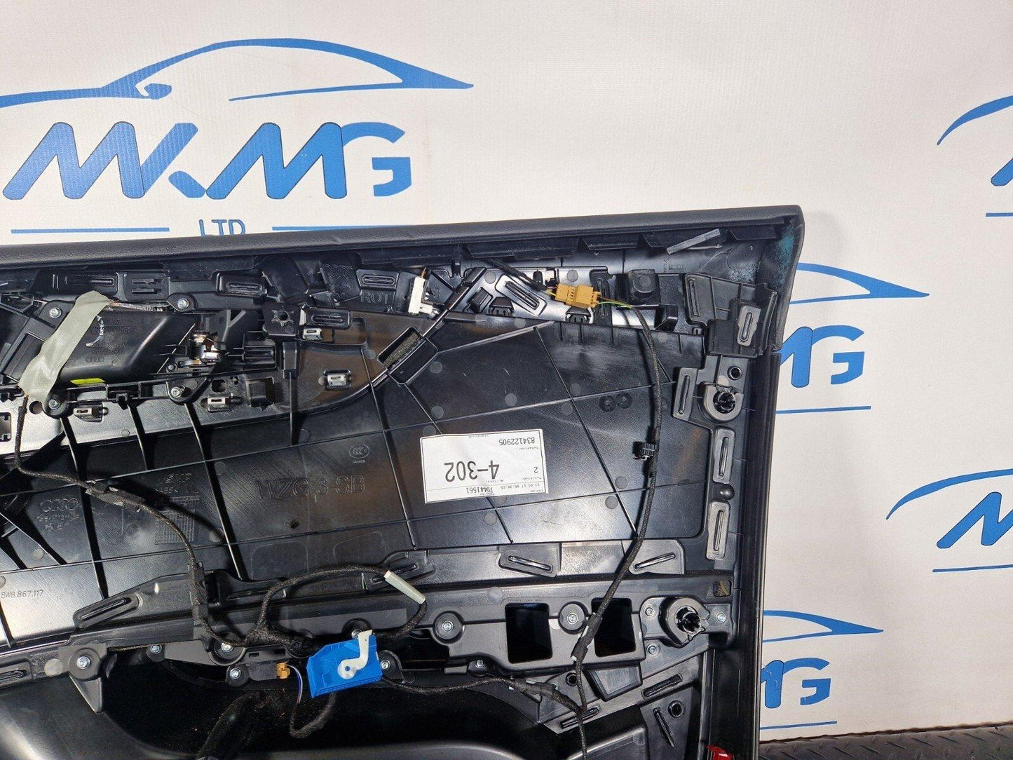 16-23 AUDI A5 F5 SPORTBACK S-LINE FRONT LEFT DOOR CARD PANEL 8W8867133