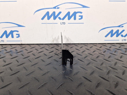14-23 MERCEDES BENZ VITO W447 AUXILIARY BATTERY BRACKET MOUNT PLATE A4475450086