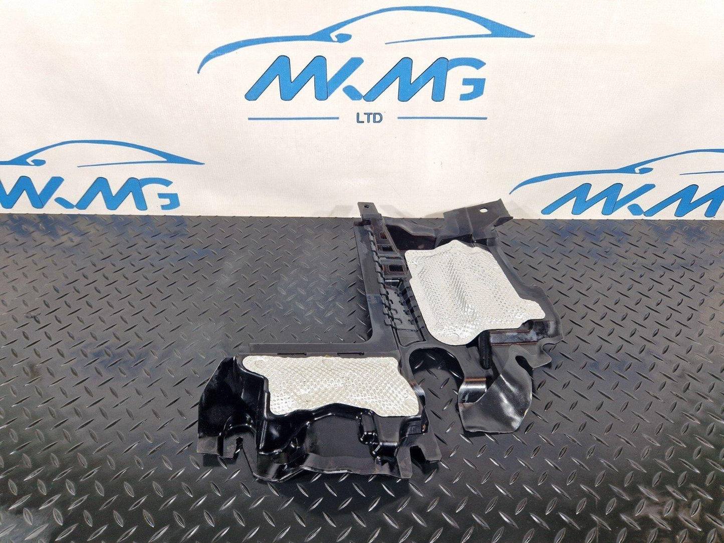 19-ON MERCEDES BENZ B CLASS W247 ENGINE BAY LEFT UPPER PARTITION A1776206300