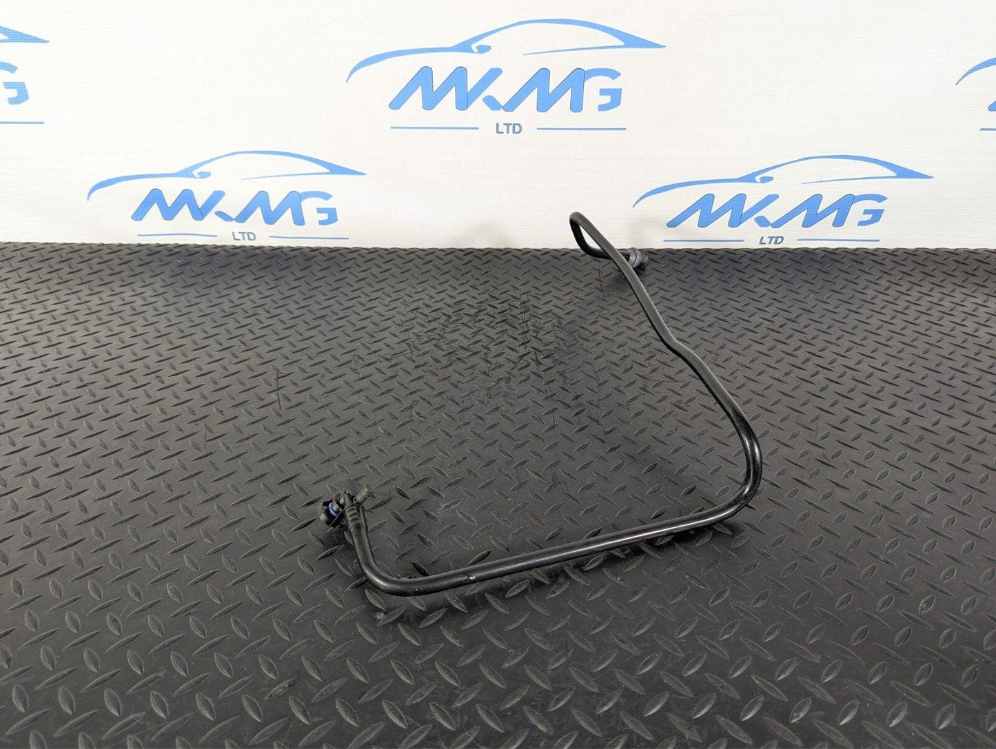 13-19 MERCEDES BENZ CLA C117 GENUINE BRAKE BOOSTER VACUUM LINE PIPE A2464300729