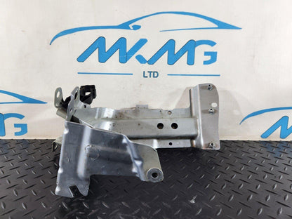 16-20 AUDI Q7 4M FRONT LEFT N/S WING BRACKET HOLDER 4M0821137B 4M0821161B