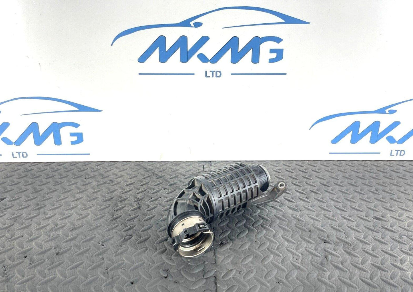 16-22 BMW X1 F48 2.0d B47 DIESEL ENGINE INTERCOOLER HOSE PIPE MGW00444