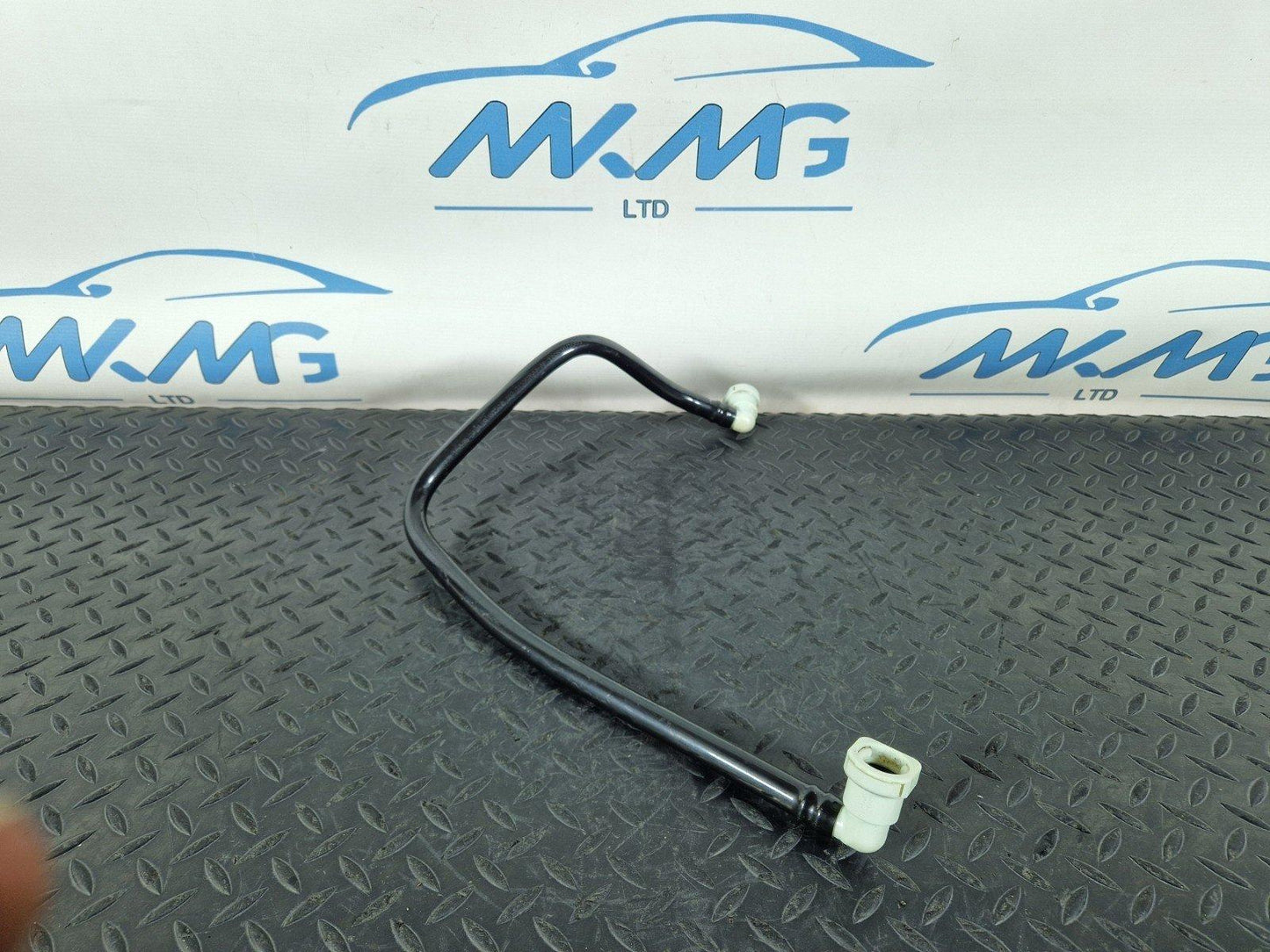 12-18 MERCEDES BENZ W176 GENUINE FUEL PIPE 7430626AA