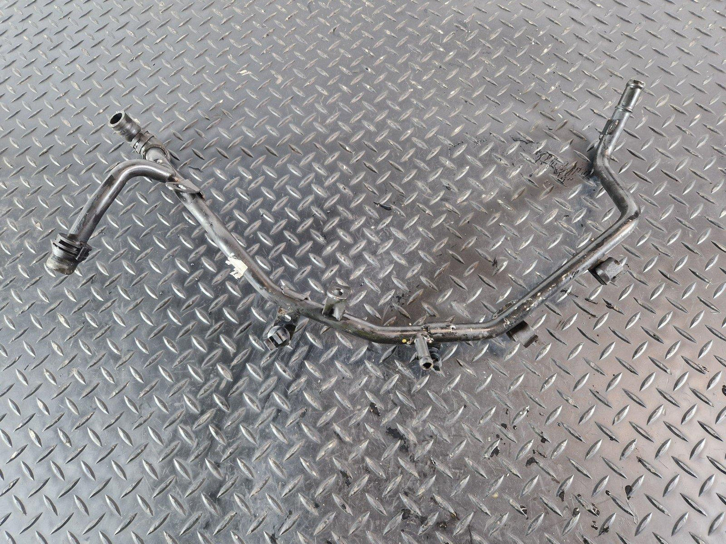 12-18 AUDI A6 C7 GENUINE WATER COOLANT PIPE 04L122157BA 04L121157A