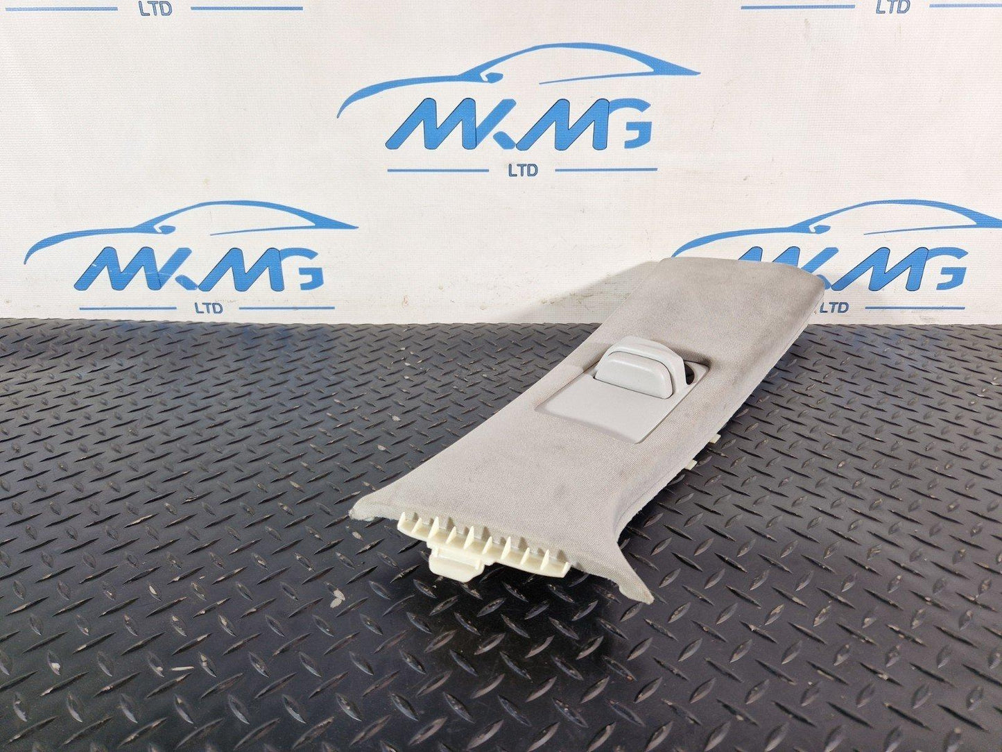 16-19 MERCEDES BENZ GLE W166 INTERIOR B PILLAR TRIM RIGHT HAND SIDE A1668680200