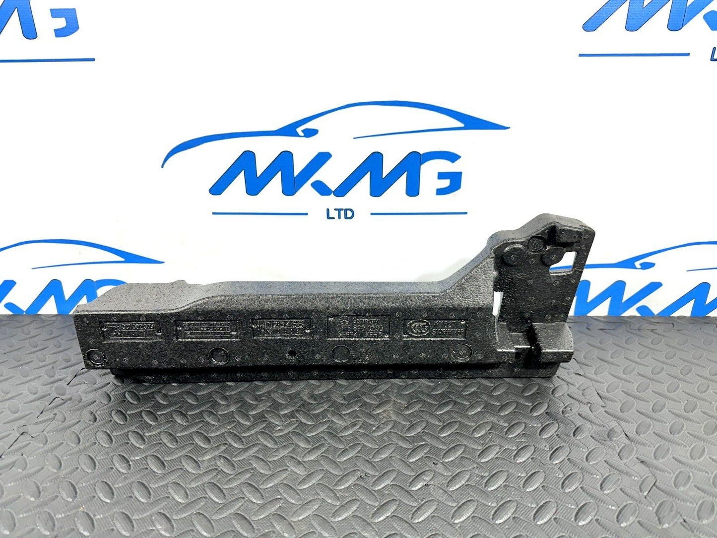 12-18 MERCEDES A-CLASS W176 REAR RIGHT DRIVER SIDE BOOT FOAM PANEL A1768900200