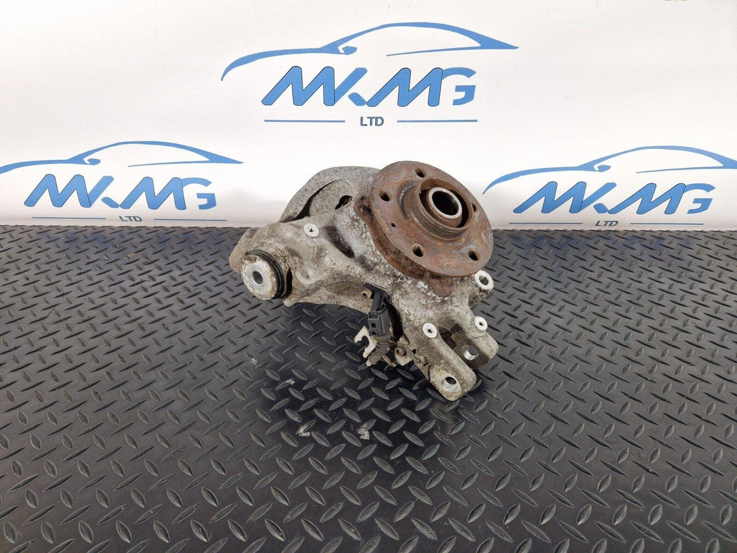10-18 AUDI A7 4G S-LINE GENUINE REAR LEFT N/S SUSPENSION WHEEL HUB 8R0505431F