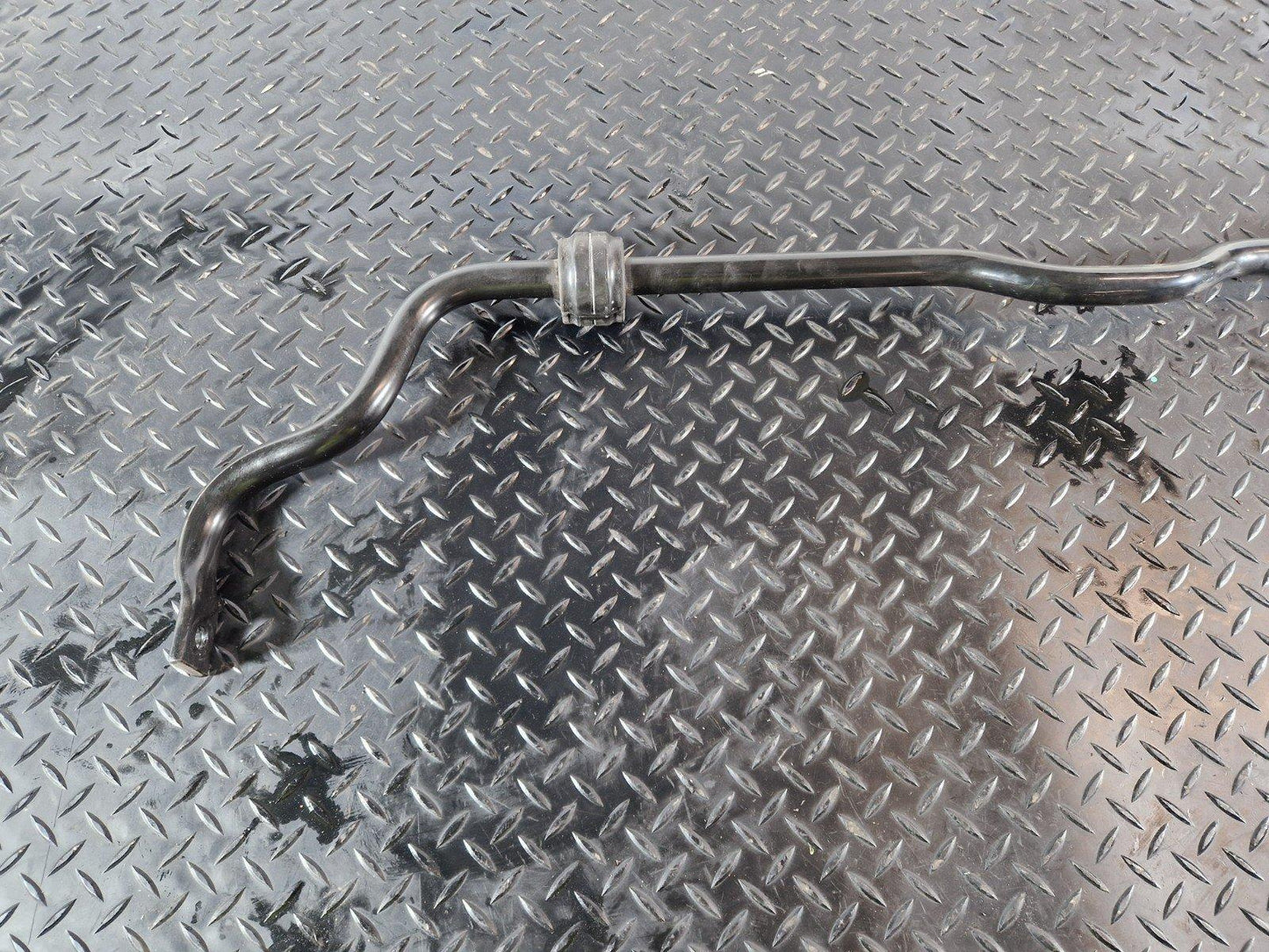 19-ON MERCEDES BENZ B CLASS W247 OEM FRONT ANTI ROLL BAR A2473200511