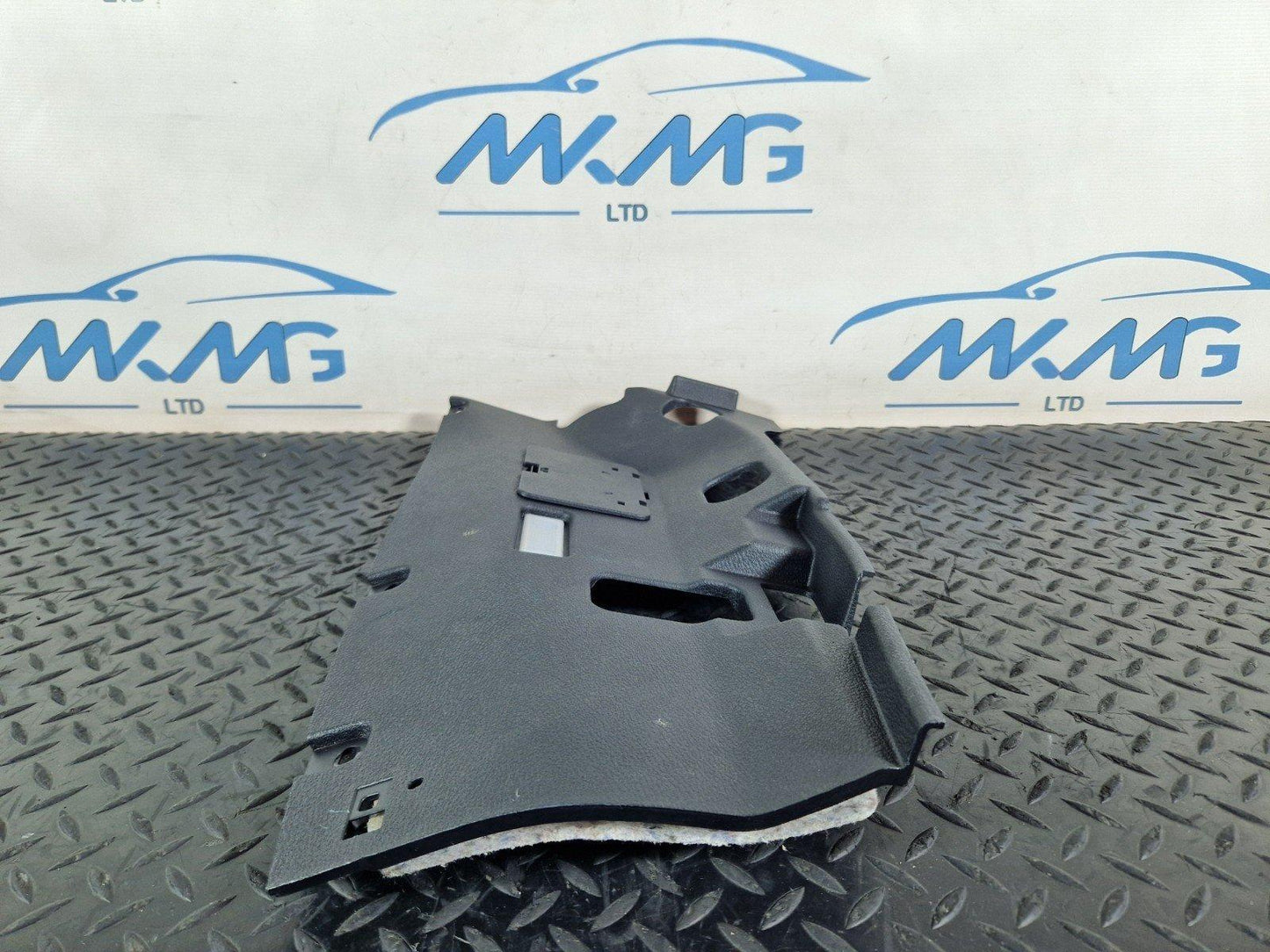 BMW X5 E70 RIGHT LOWER DASHBOARD TRIM COVER 716179305