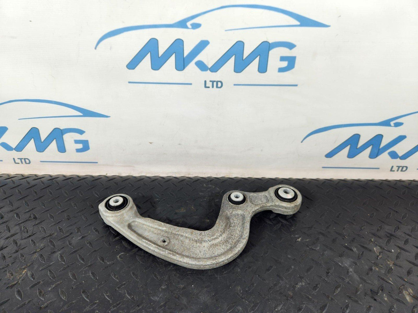 GENUINE AUDI A4 B9 A5 S5 F5 GENUINE REAR LEFT OR RIGHT CONTROL ARM 8W0505361E
