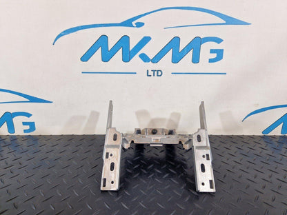 10-15 AUDI Q7 4L OEM FRONT LOWER CENTER CONSOLE ARMREST MOUNT BRACKET 4L0864283