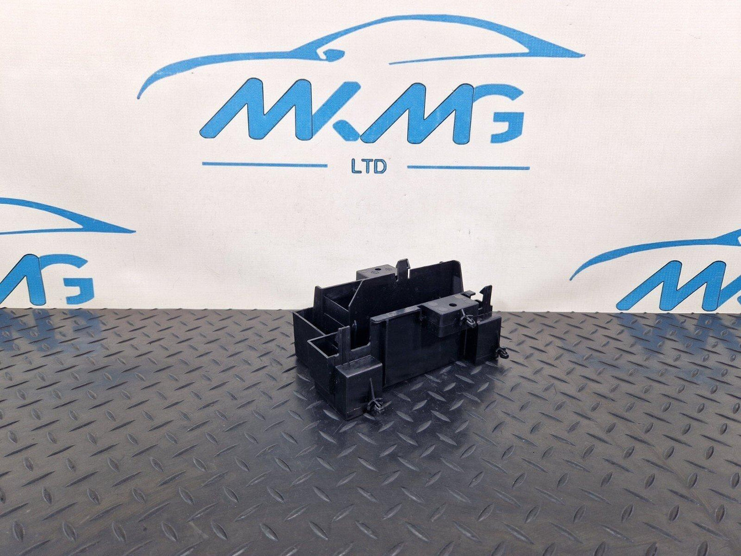 18-ON MERCEDES SPRINTER W907 W910 OEM COMMUNICATION MODULE HOLDER BRACKET MOUNT