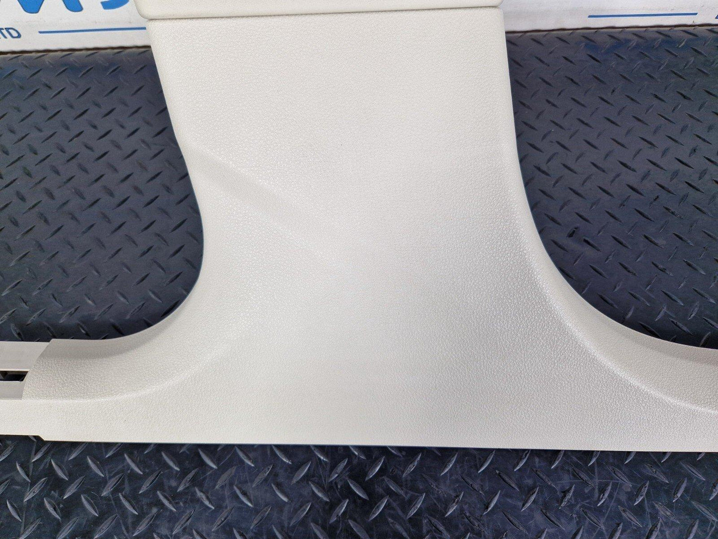 11-18 BMW 6 SERIES F06 LEFT SIDE BOTTOM B PILLAR LEATHER TRIM 7289401
