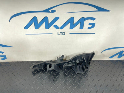 14-21 MERCEDES BENZ C300h W205 TOP LEFT AIR DUCT SEALING A2058317900