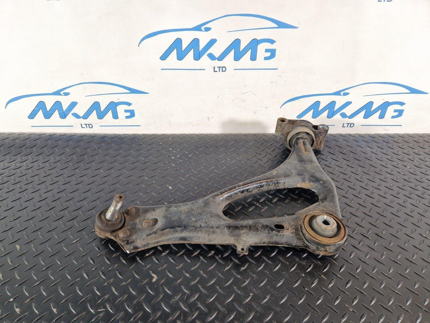 14-23 MERCEDES VITO W447 OEM FRONT RIGHT SIDE WISHBONE CONTROL ARM A4473303500