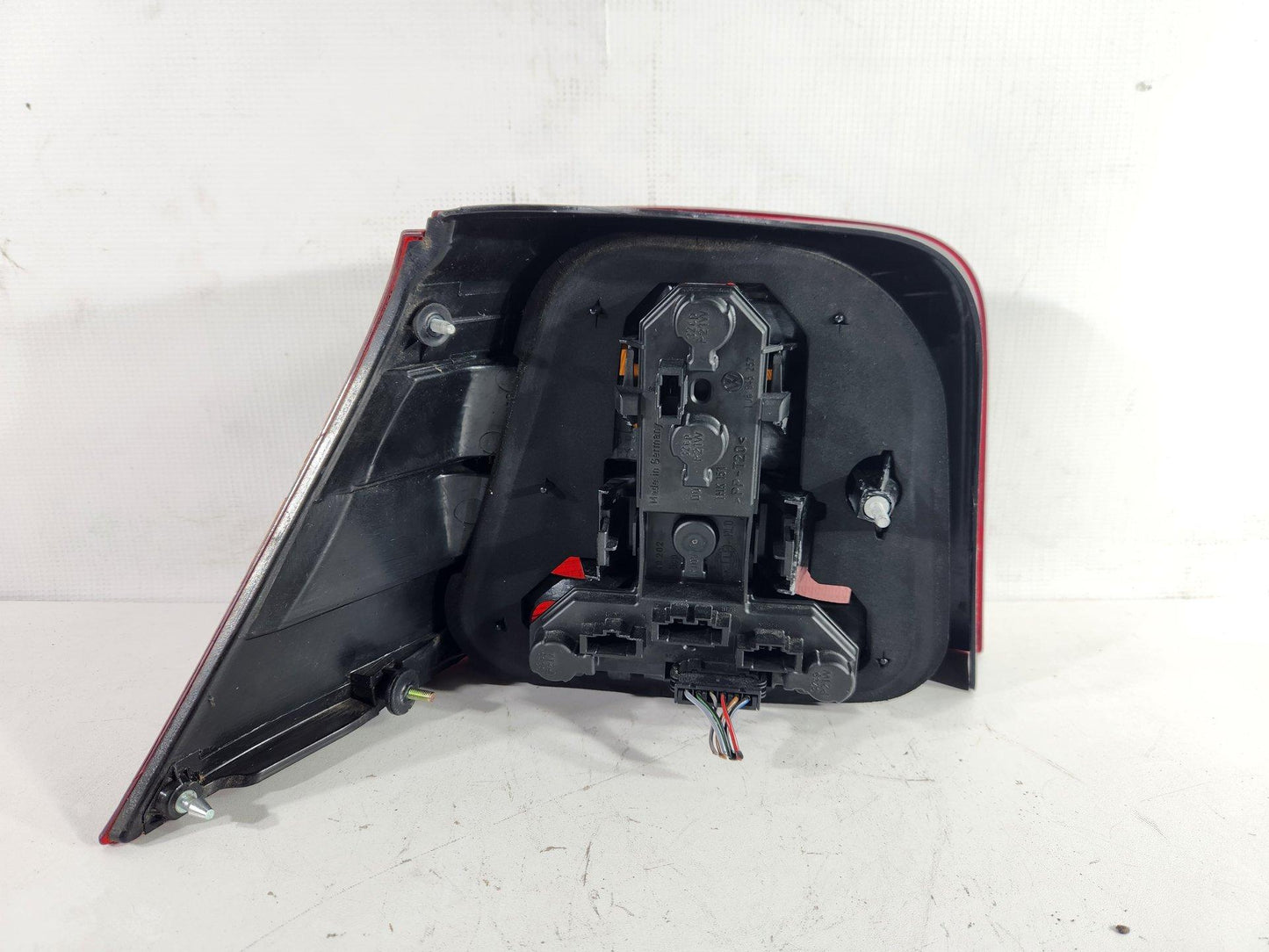 Volkswagen Golf V5 Hatchback Right Driver Side Rear Light Cluster Unit 1J6945257