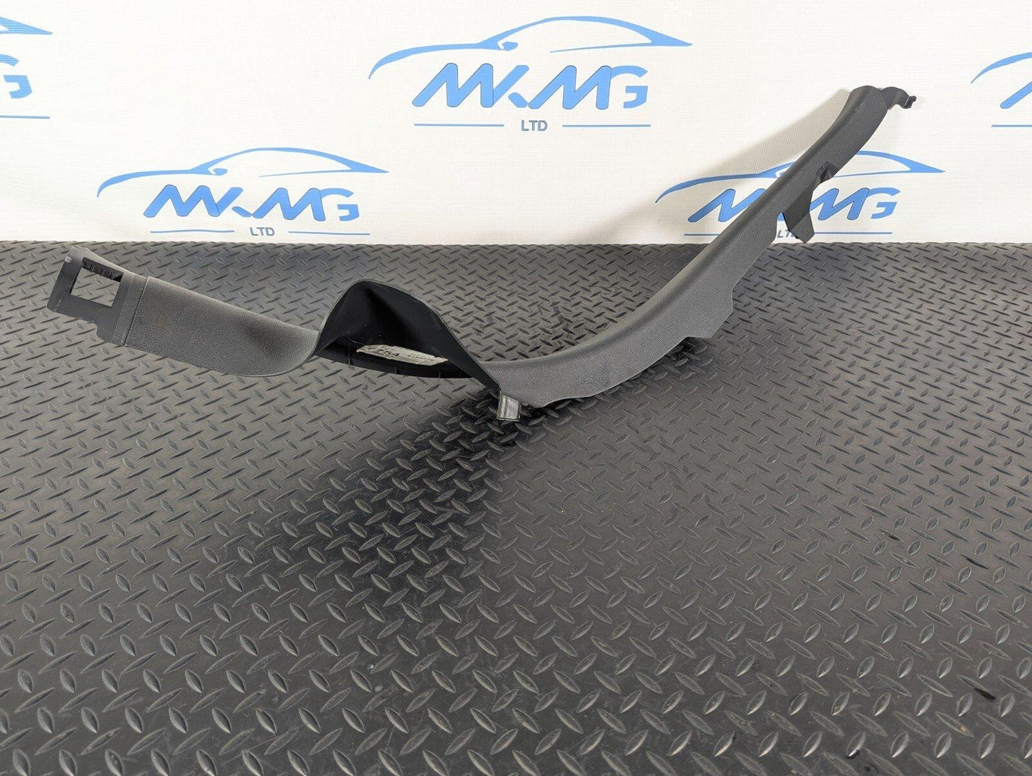 12-18 AUDI A6 C7 GENUINE RIGHT DRIVER SIDE C PILLAR INNER TRIM 4G0867768A