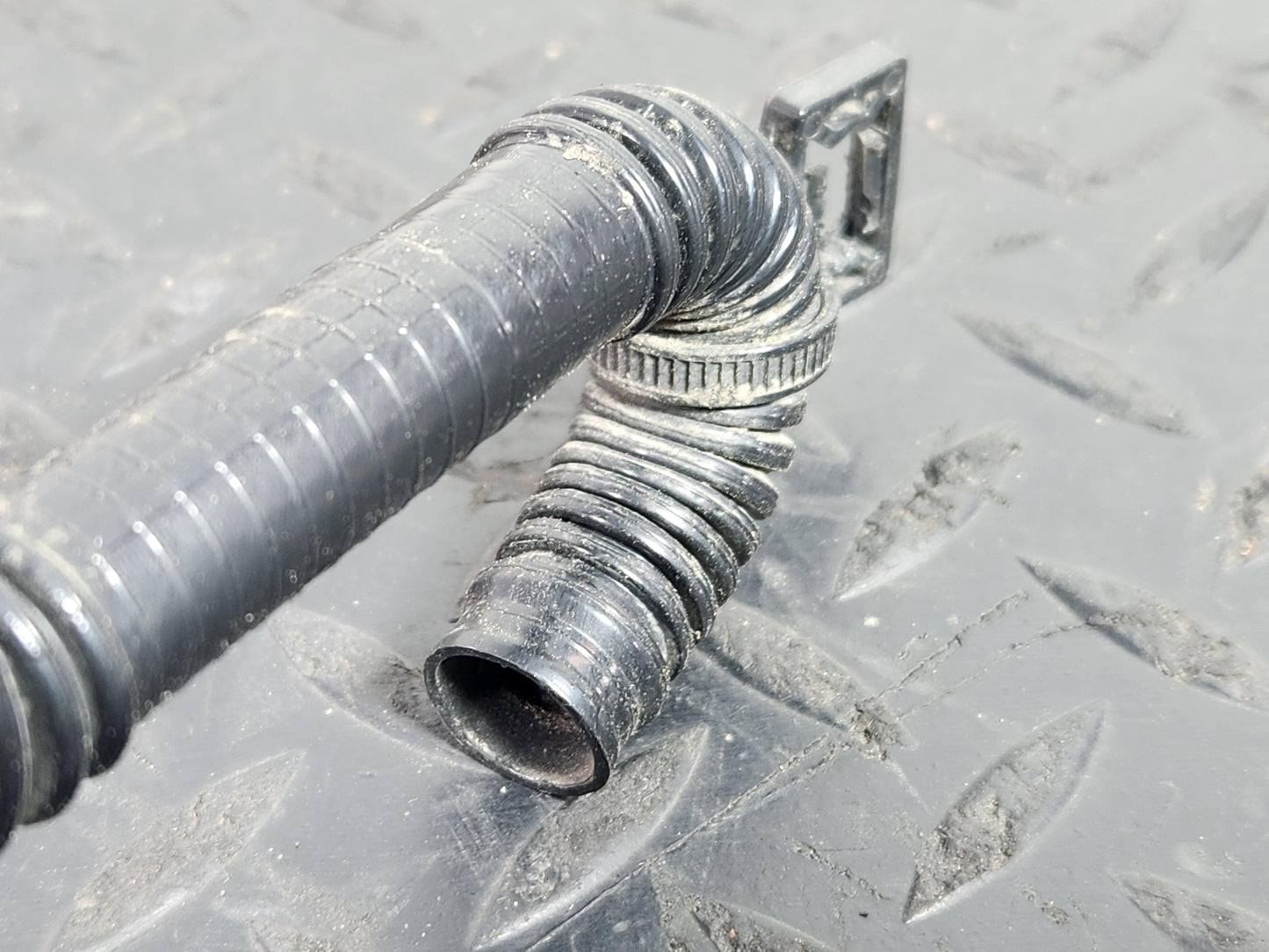 Land Rover Range Rover Evoque L551 SUV Water Drain Line Hose K8D2-10C820-AB