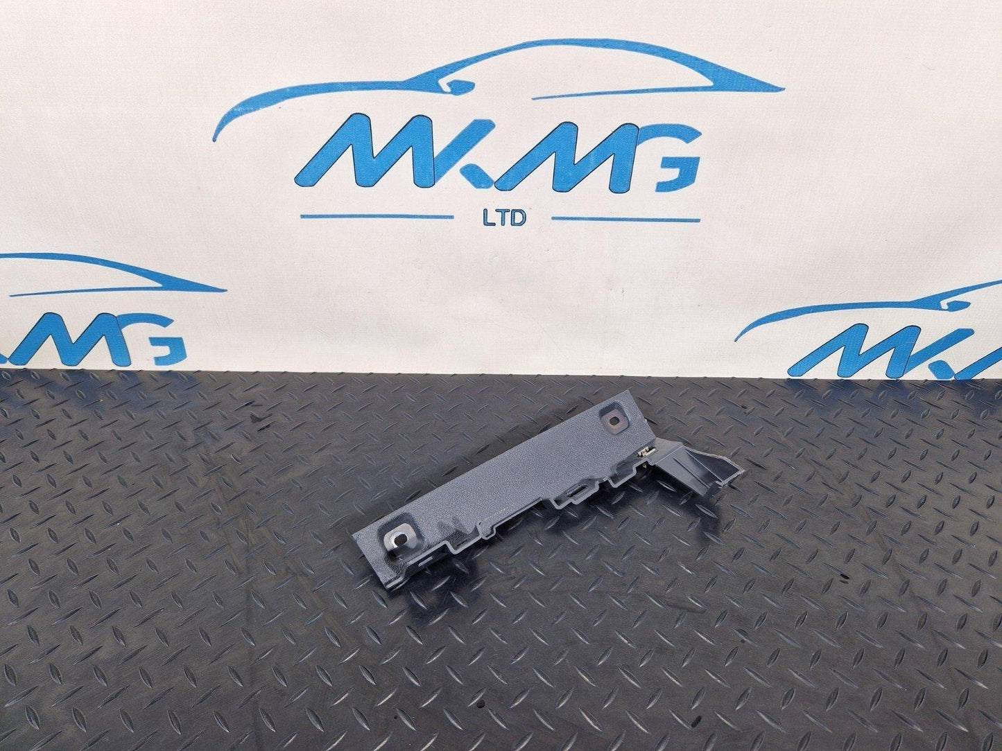 18-ON MERCEDES BENZ SPRINTER W907 W910 DASHBOARD TRIM COVER PANEL A9106806900