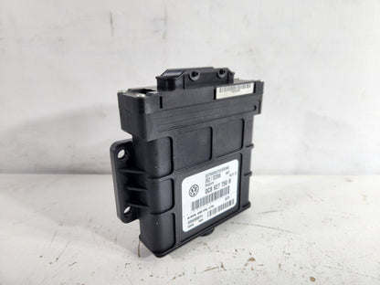 Audi Q7 Genuine Gearbox Control Module ECU 0C8927750R