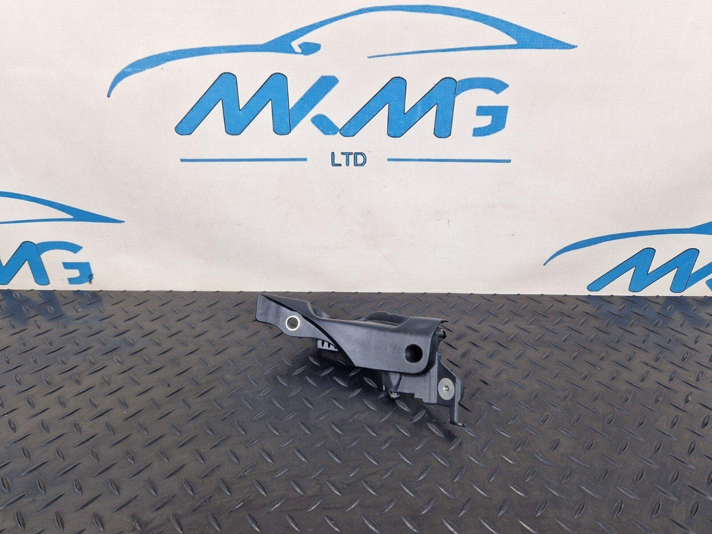 12-17 AUDI S5 CONVERTIBLE OEM BELT GUIDE REAR RIGHT 8F0857827