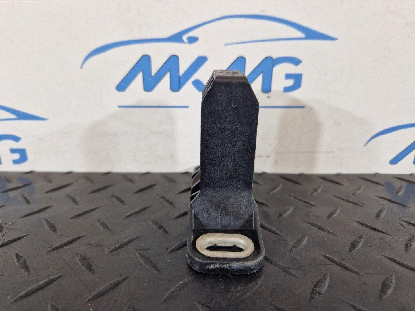 14-23 MERCEDES VITO W447 OEM FRONT BUMPER IMPACT BAR HOLDER BRACKET A4478850214