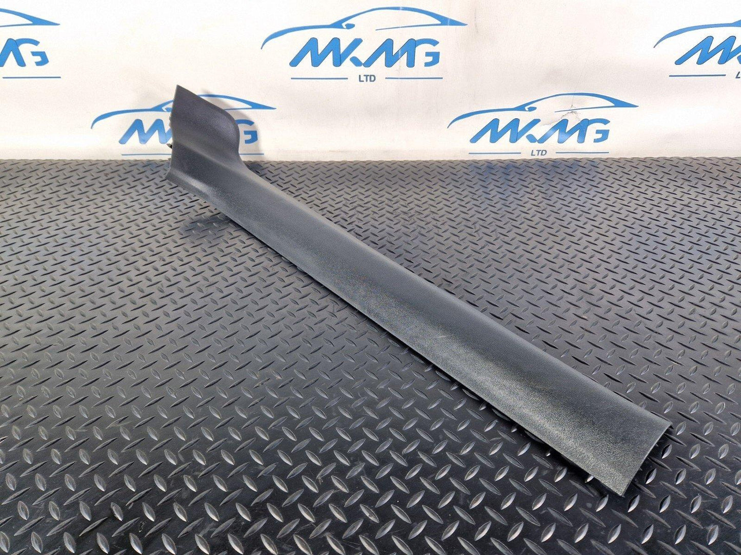 16-24 AUDI A5 F5 CABRIOLET FRONT RIGHT INTERIOR STEP TRIM 8W7853906A